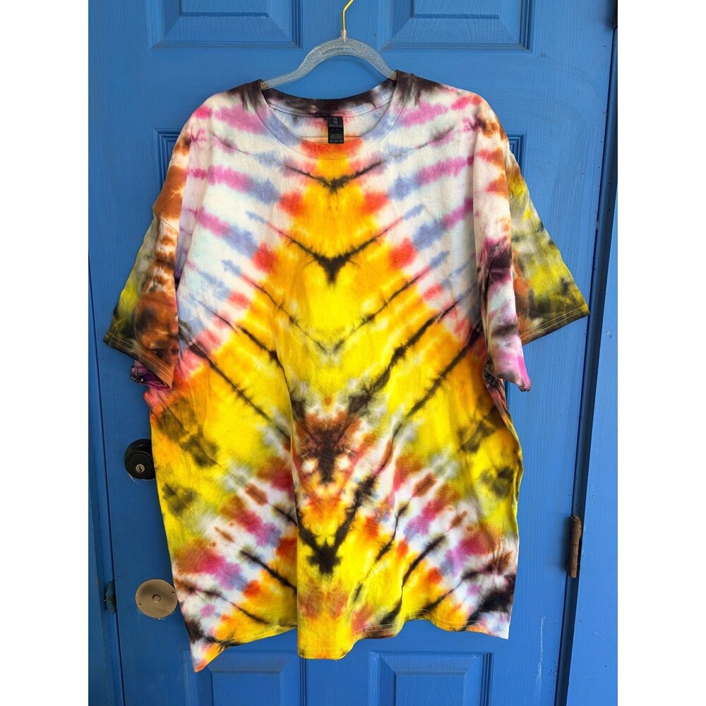 Handmade tie dye t-shirt mens 2XL ready to ship!